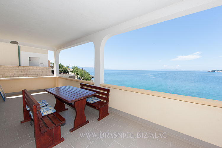 balcony with sea view