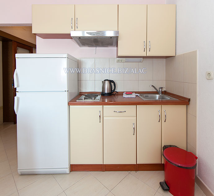 Drašnice, apartments Ala - kitchen