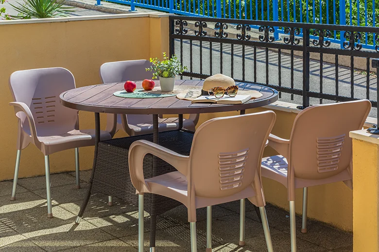 terrace with sea view - apartments Gudelj, Drašnice