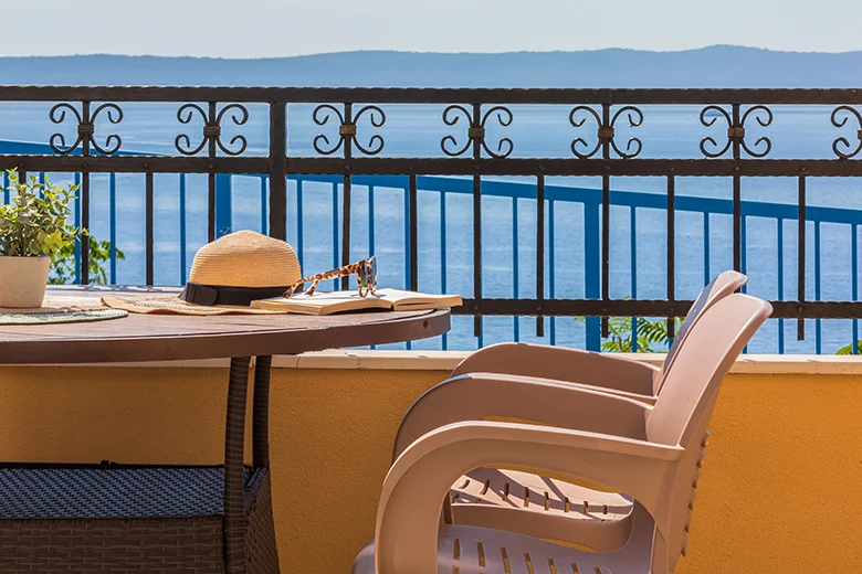 terrace with sea view - apartments Gudelj, Drašnice