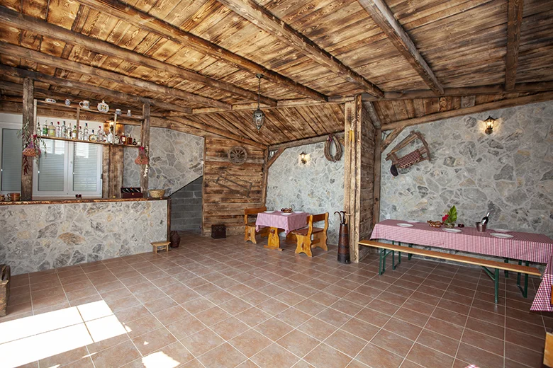 konoba, apartments Gudelj, Drašnice